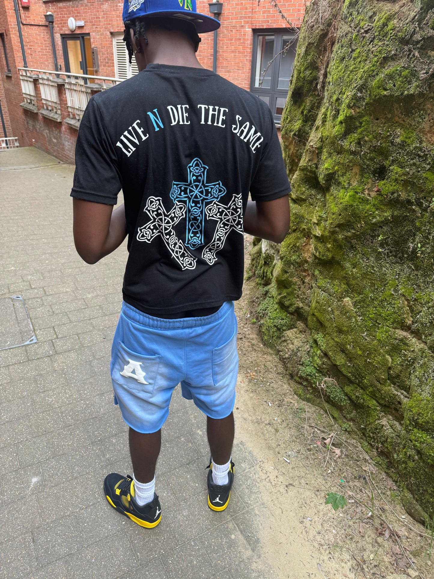 Live n Die T-Shirt